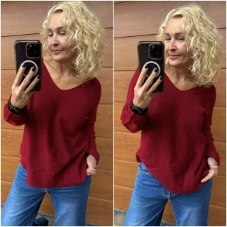  SVETR  VÍNOVÝ   DITA