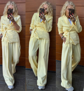 ŽLUTÝ  KOSTÝM KALHOTY+ SAKO