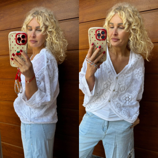 HÁČKOVANÝ NETOPÝŘÍ TOP BÍLÝ 