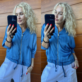 SATÉNOVÁ BUNDIČKA denim modrá